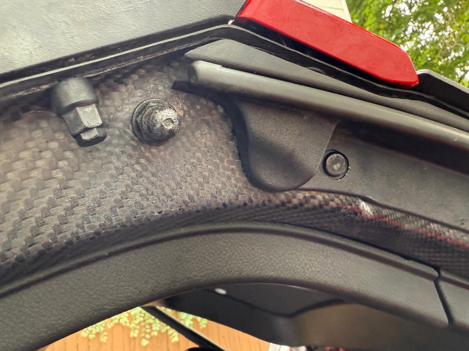 Racecarbon.us WK2 Jeep Carbon Fiber Hatch