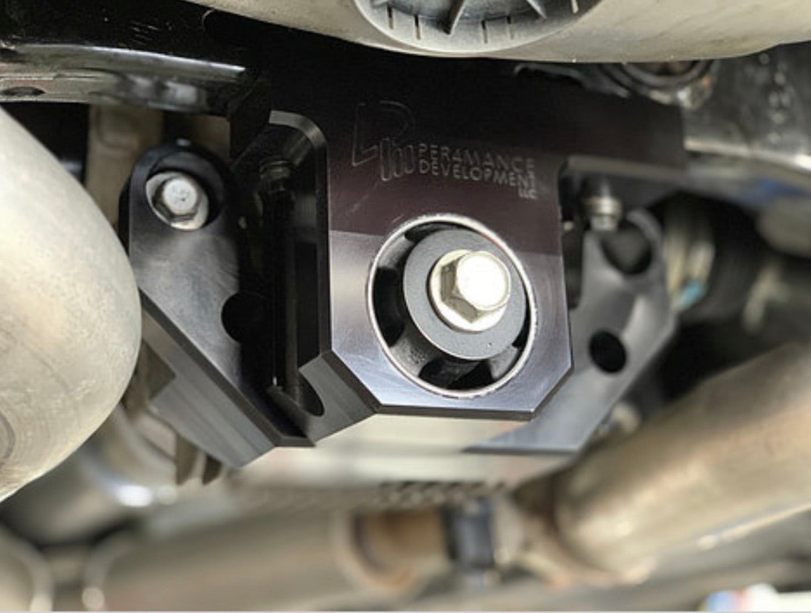 DIRS Brace for 2015 and newer Chargers/Challengers/300 RWD