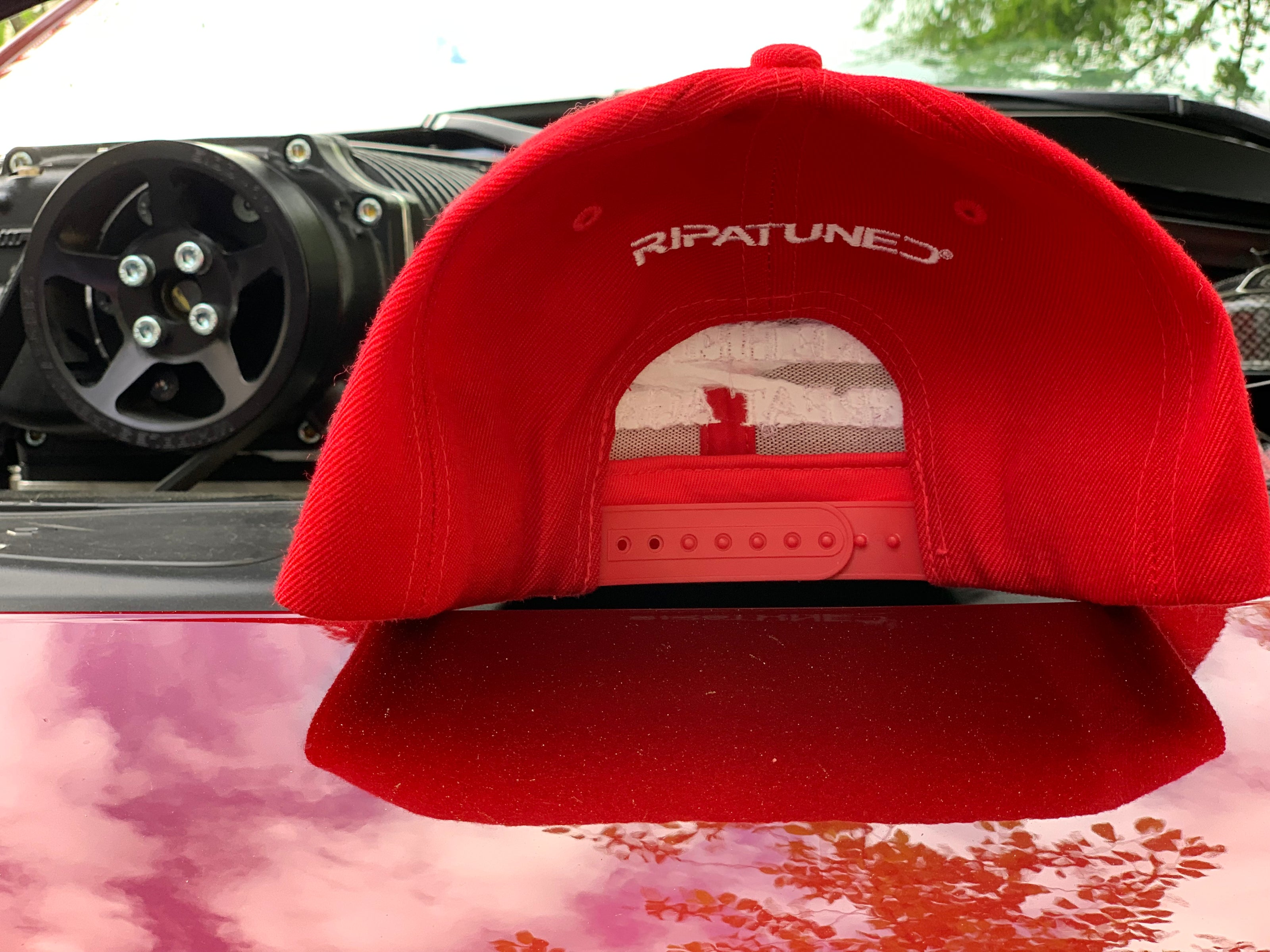Red “MAKE HELLCATS GREAT AGAIN” Snapback flat bill hat